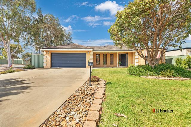 1 Woodlands Circuit, VIC 3564