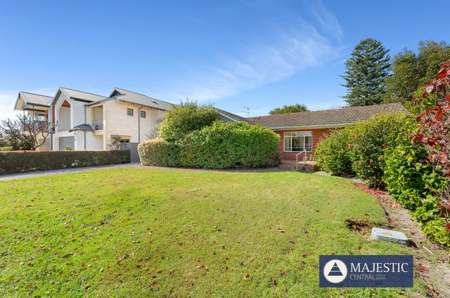 72 Ardross Street, WA 6153