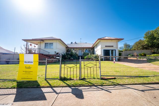 159 Cowabbie Street, NSW 2701