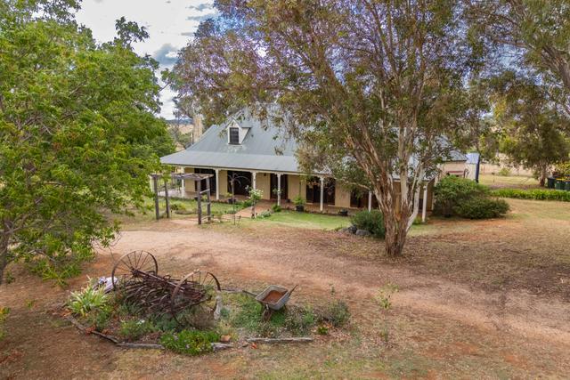 2472 Mitchell Highway, NSW 2866