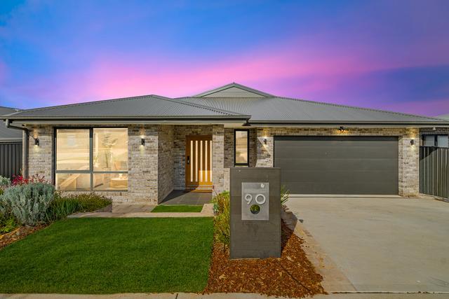 90 Robin Boyd Crescent, ACT 2913