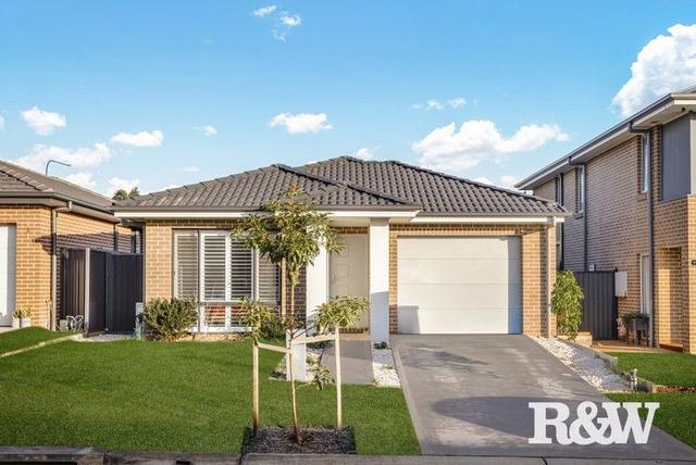 40 Sandalwood Crescent, NSW 2761