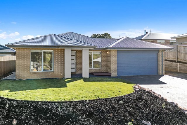 14 Kookaburra Grove, VIC 3831