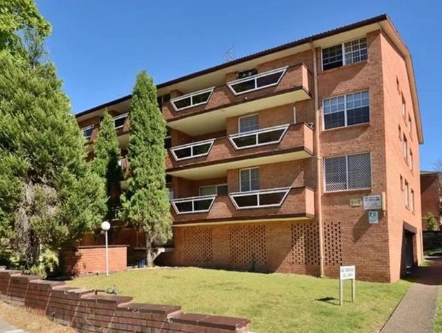 2/2 Kitchener Street, NSW 2217