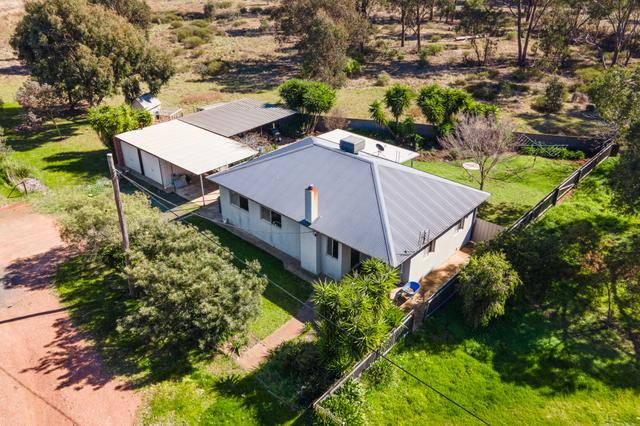 83 Golf Club Road, NSW 2666