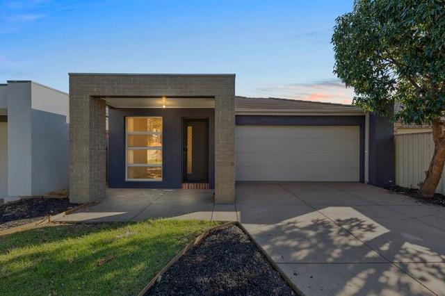 48 Edenbrook Circuit, VIC 3810