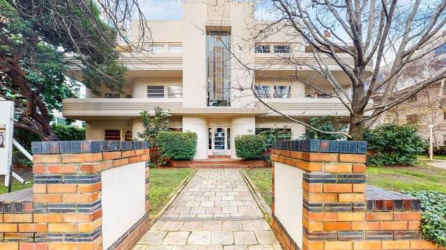 20/449 St Kilda Road, VIC 3000