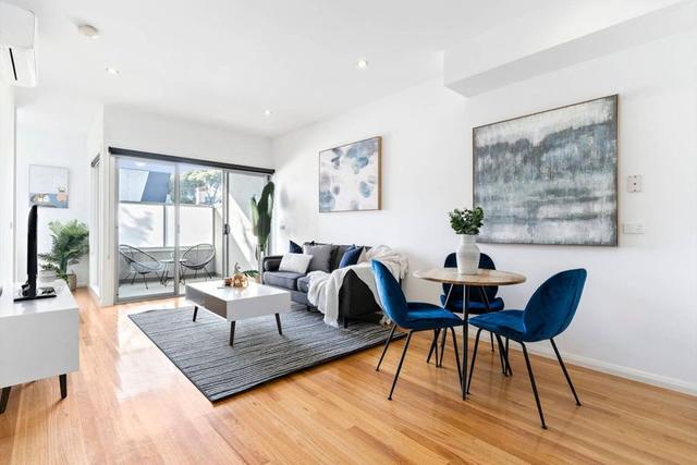 4/92 Paisley Street, VIC 3011