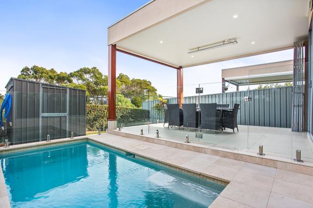 10A Glades Parkway, NSW 2529