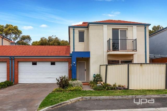 3/4 Landers Court, VIC 3023