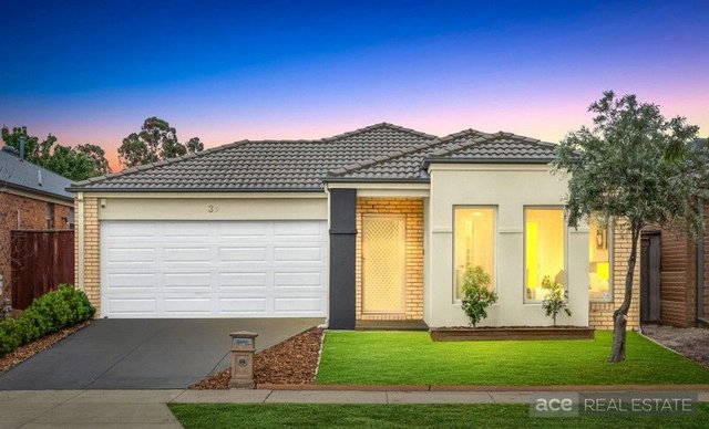39 Baltic Circuit, VIC 3030