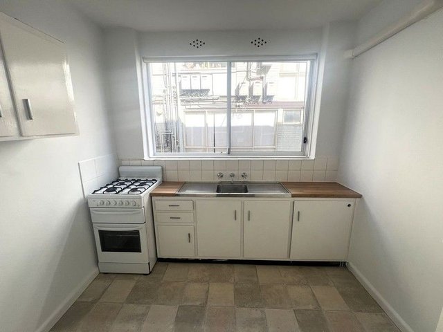 2/43B Chapel Street, VIC 3182