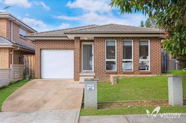 48 Elizabeth, McRae  Avenue, NSW 2566