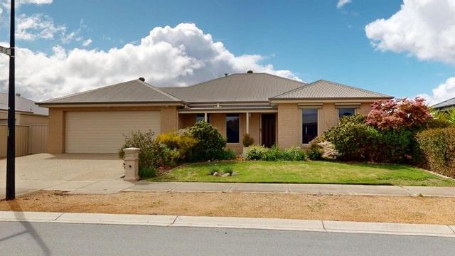 8 Mentone Street, VIC 3630