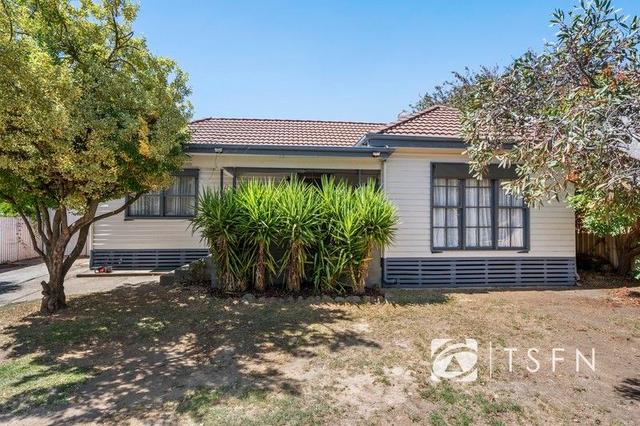 5 Longmore St, VIC 3555