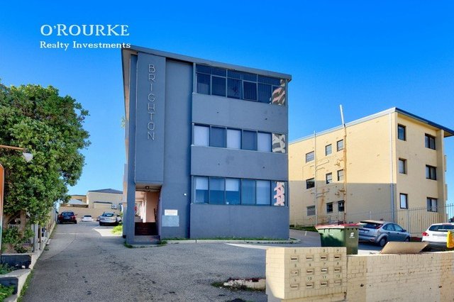 2/202 West Coast Highway, WA 6019
