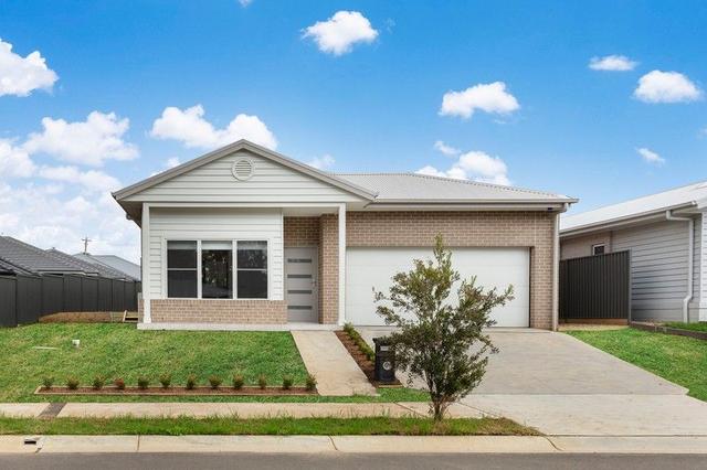 82 Frampton Drive, NSW 2560