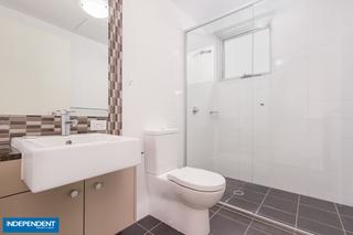 Bathroom (2014-10-29)