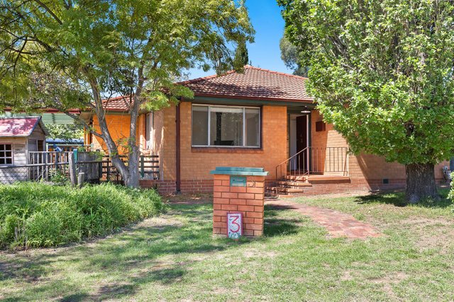 3 Salmond Street, ACT 2606