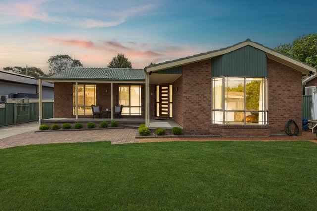 15 Bokhara Crescent, ACT 2617