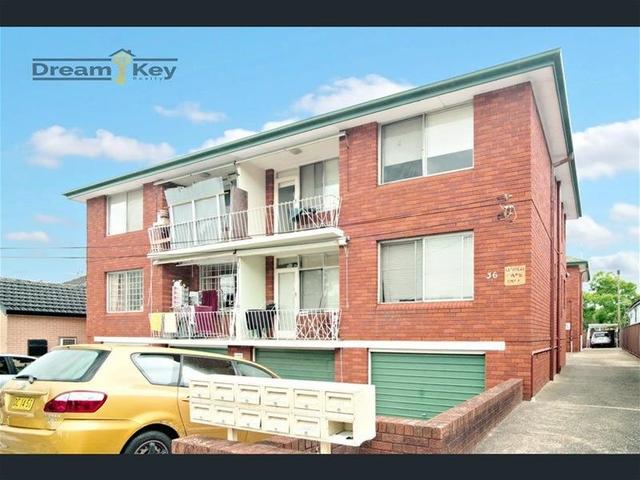 2/36 Quigg Street South, NSW 2195