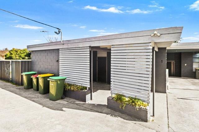 1/30 Mitchelmore  Street, NSW 2650