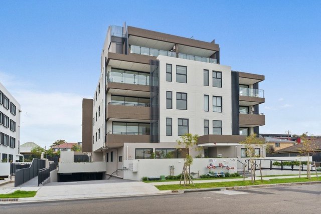 10/1-3 John Street, NSW 2217