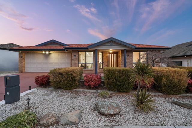 18 Oxenham Circuit, ACT 2906