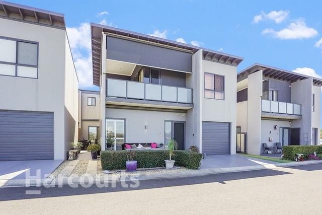 542/72 Glendower Street, NSW 2560