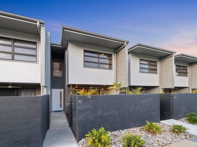 92/24 The Corso, QLD 4509