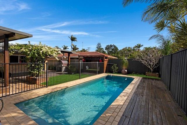 11 Anita Avenue, QLD 4220
