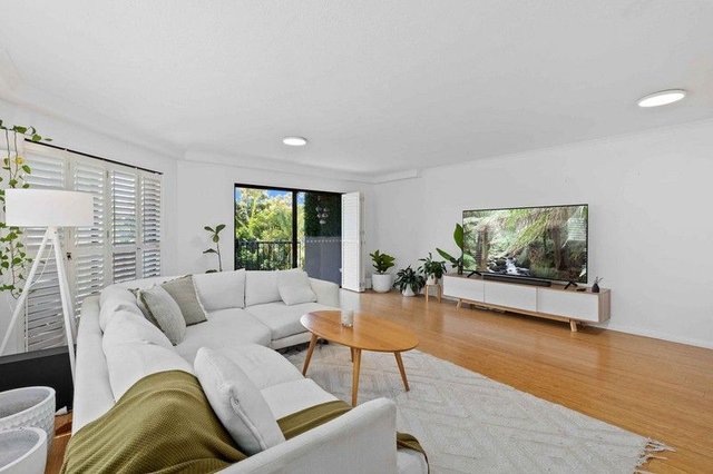 1/21 Hill Avenue, QLD 4220