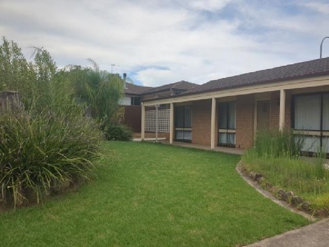 19 Lerwick Place, NSW 2566