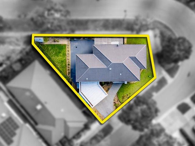 18 Long Street, VIC 3977