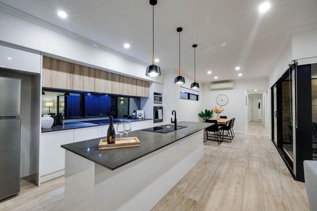 27B Oxley Avenue, WA 6025