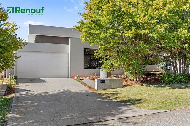 10 Camborne Avenue, WA 6015
