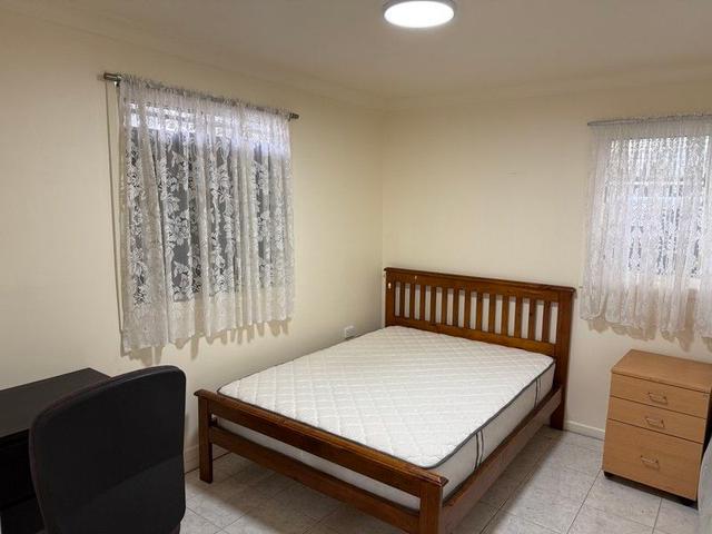 3B Hill Street, NSW 2166
