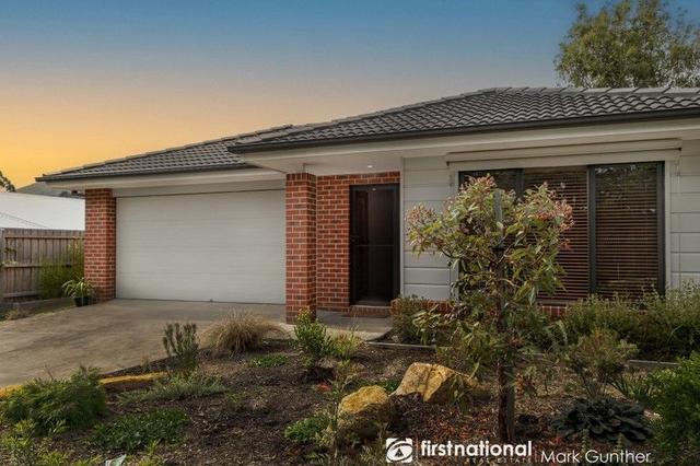 7 Raymond  Court, VIC 3777