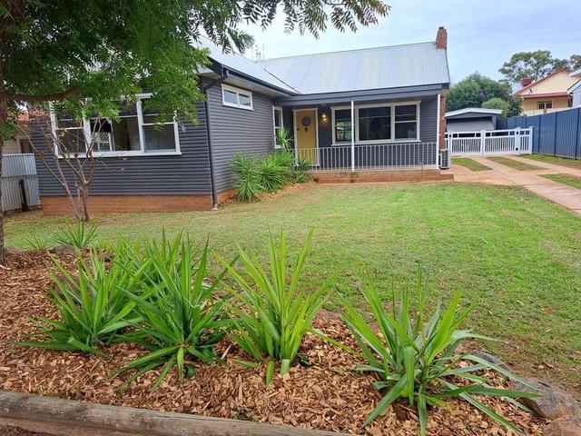 4 Waratah Street, NSW 2870
