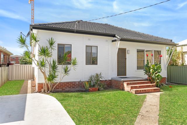 87 Kembla Street, NSW 2500