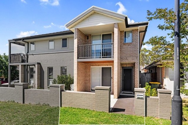 1/23 Fairchild Road, NSW 2560