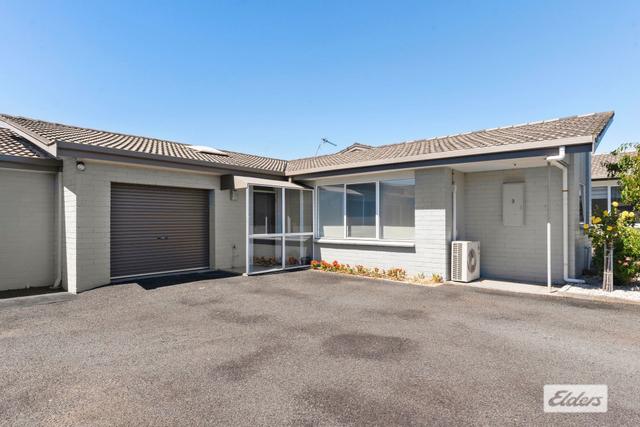 3/3 Quiggins Grove, TAS 7315