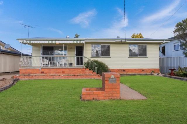 39 Harding Street, QLD 4305