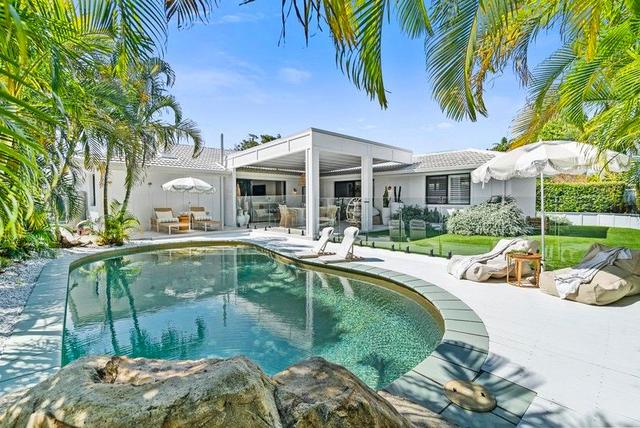 110 Tahiti Avenue, QLD 4221