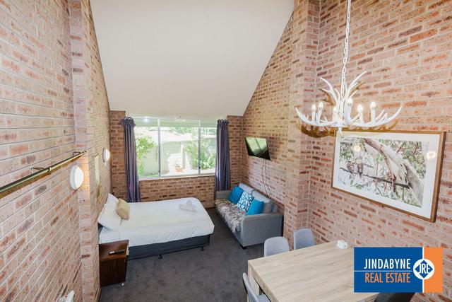13/2 Clyde Street, NSW 2627