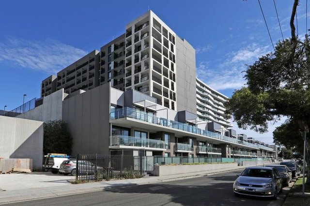 906/2 Connam  Avenue, VIC 3168