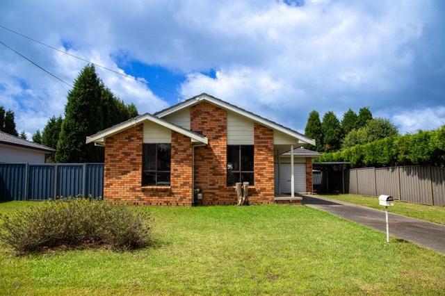 4 Cassandra Pl, NSW 2576