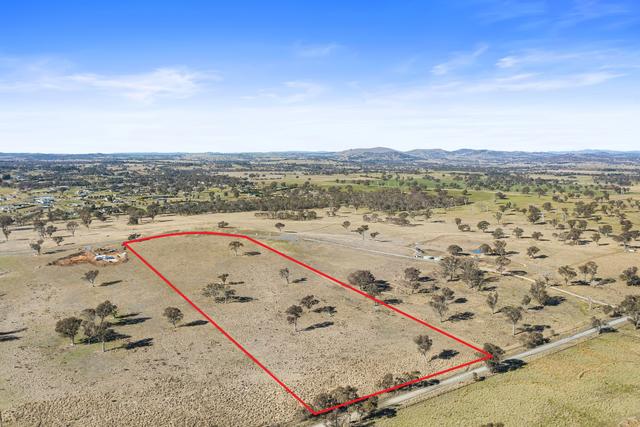 9 Belleview Drive, NSW 2582