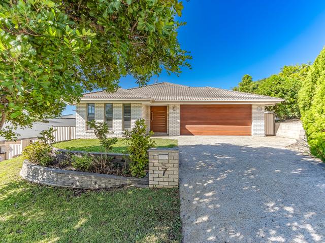 7 Jacabina Court, NSW 2486
