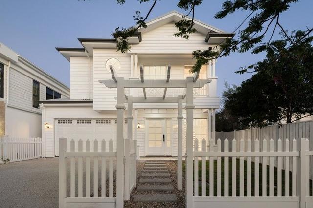 61 Pleystowe Crescent, QLD 4011